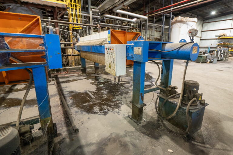 filtropressa a piastra e telaio